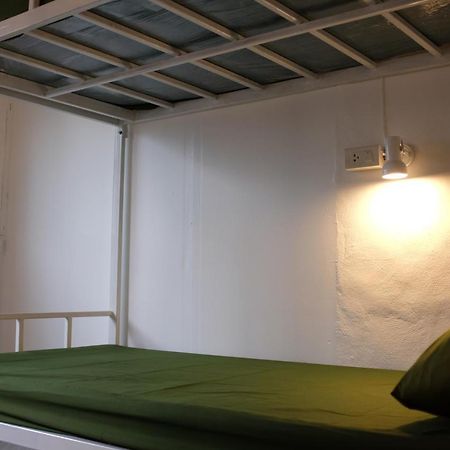 Mint Hostel กรุงเทพมหานคร ภายนอก รูปภาพ